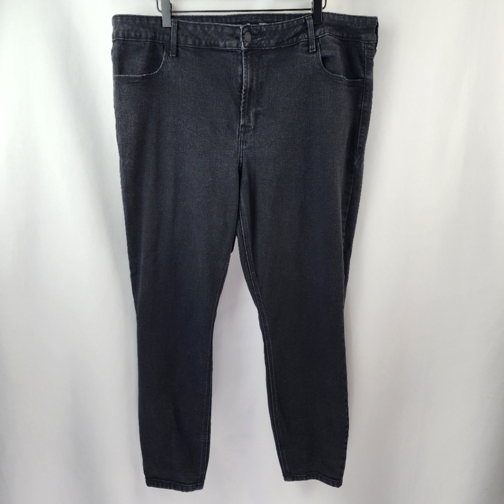 Old Navy Women's Black High Rise WOW Super Skinny Denim Jeans Size 20 Long